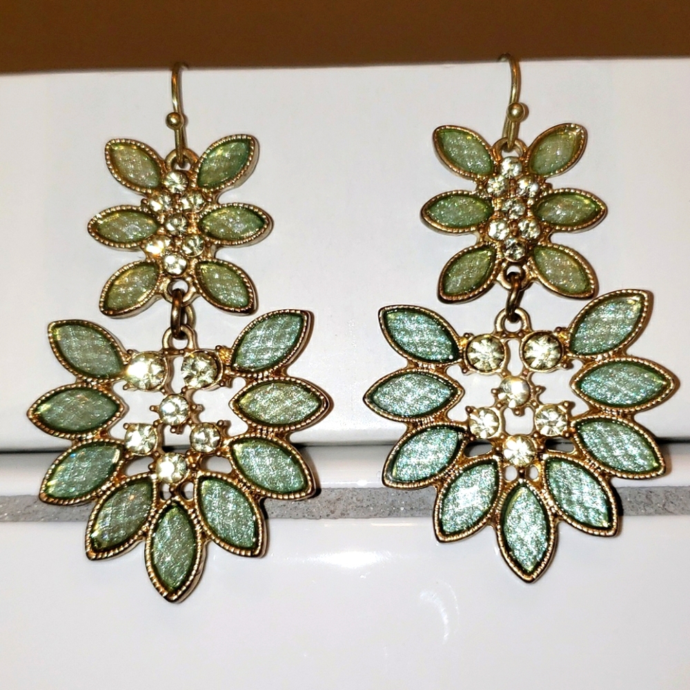 Beautiful Dangled Earings